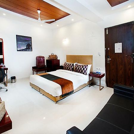 Raj Residency Hotel Bangalore Eksteriør billede